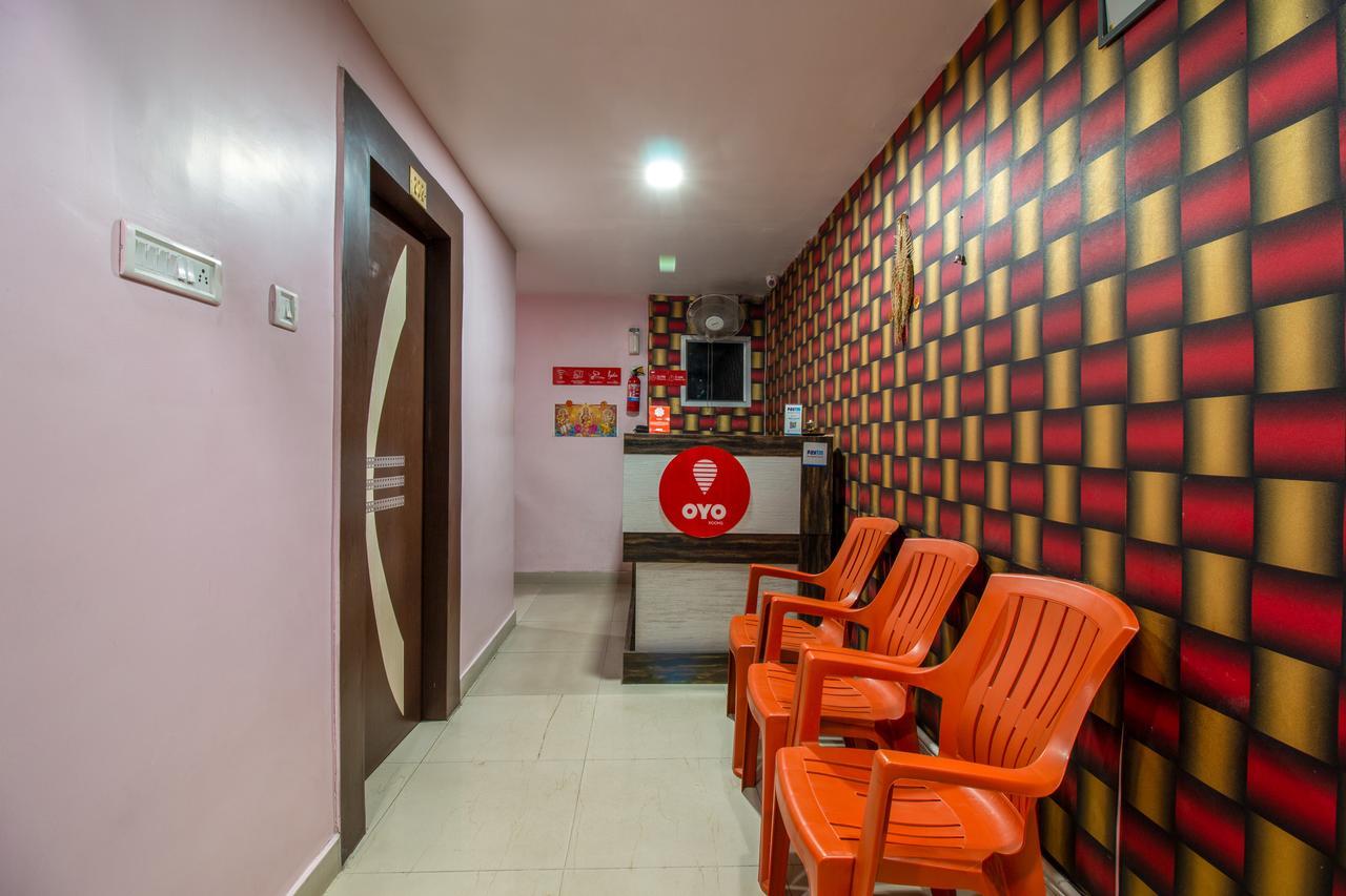 Oyo 14579 The Hangout Jamshedpur Bagian luar foto