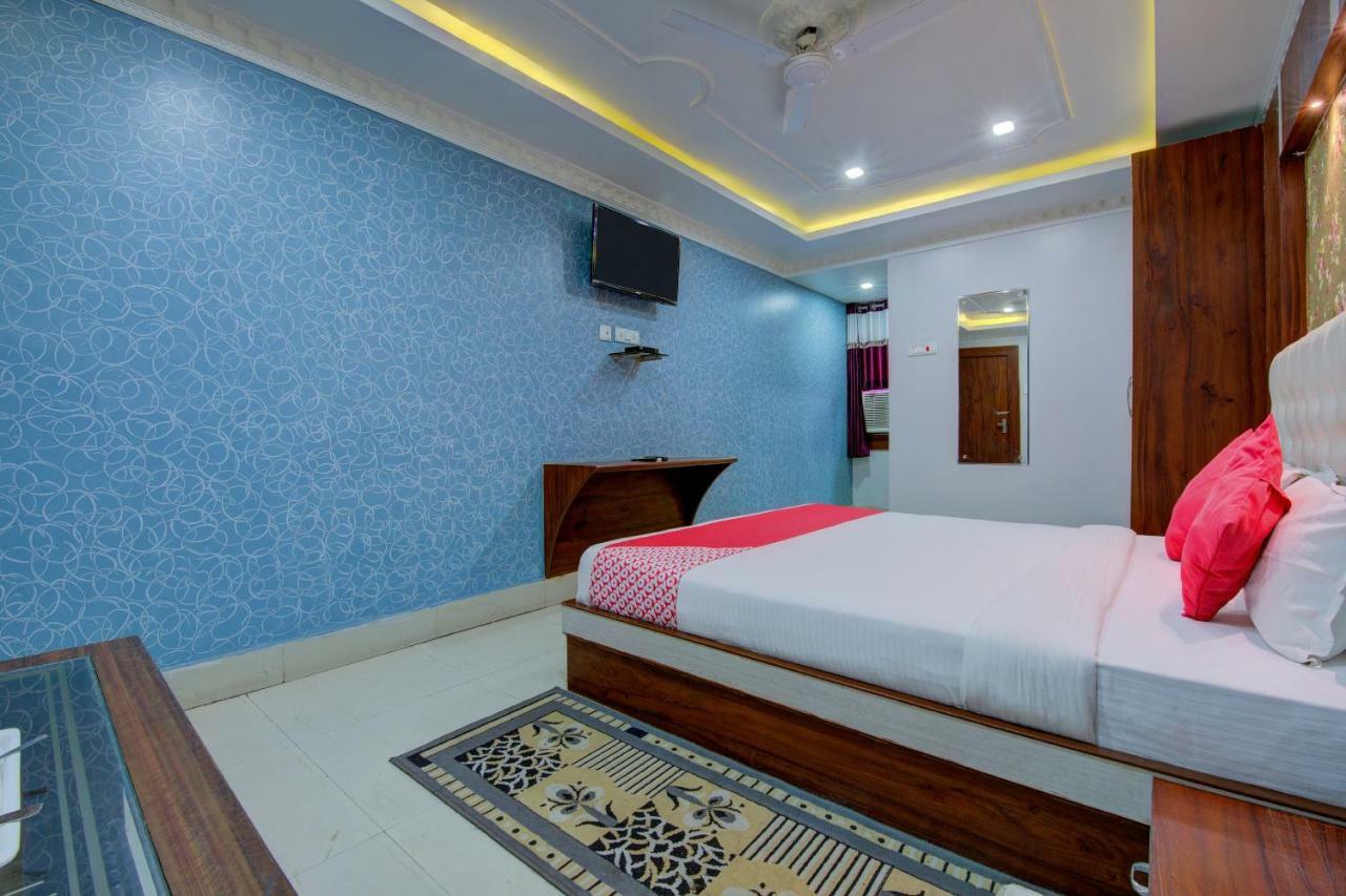 Oyo 14579 The Hangout Jamshedpur Bagian luar foto