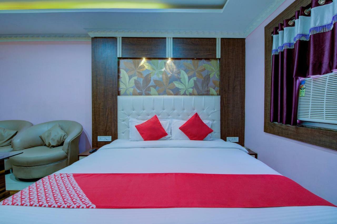 Oyo 14579 The Hangout Jamshedpur Bagian luar foto